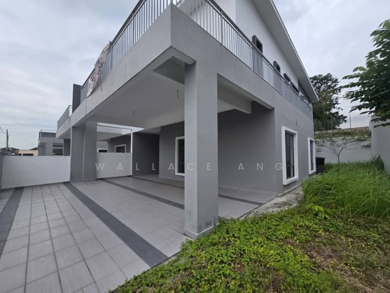 Semi-Detached House for Sale in Senai (Johor) - Wallace Ang - Exterior - PropertyGuru.com.my