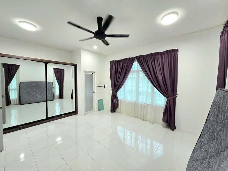 Rumah Teres untuk Dijual di Nilai (Negeri Sembilan) - AimiRahim Hartanah - Bedroom - PropertyGuru.com.my