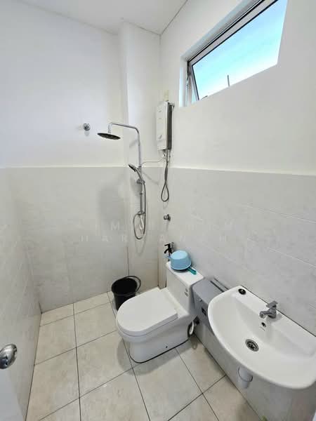 Rumah Teres untuk Dijual di Nilai (Negeri Sembilan) - AimiRahim Hartanah - Bathroom - PropertyGuru.com.my