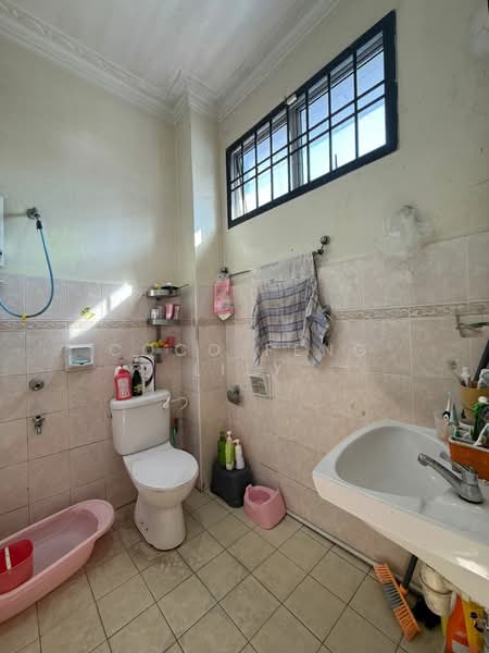 2-storey Terraced House for Sale in Taman Setia Indah (Tebrau) - Coco Feng Lily - Bathroom - PropertyGuru.com.my