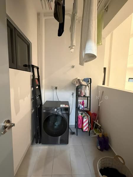 Service Residence for Sale at Sinaran @ Utropolis - Lee Yi Zheng - PropertyGuru.com.my
