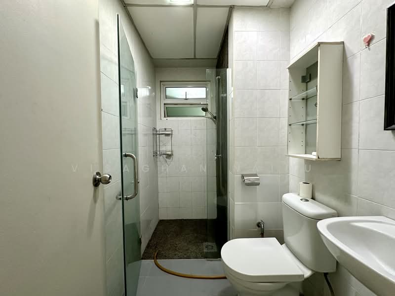 Condominium for Sale at Sterling - Visaghan Naidu - Bathroom - PropertyGuru.com.my