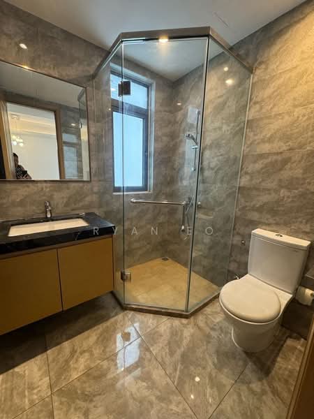 Servis Apartment untuk Dijual di R&F Princess Cove Phase 1 - Ryan Eo - Bathroom - PropertyGuru.com.my