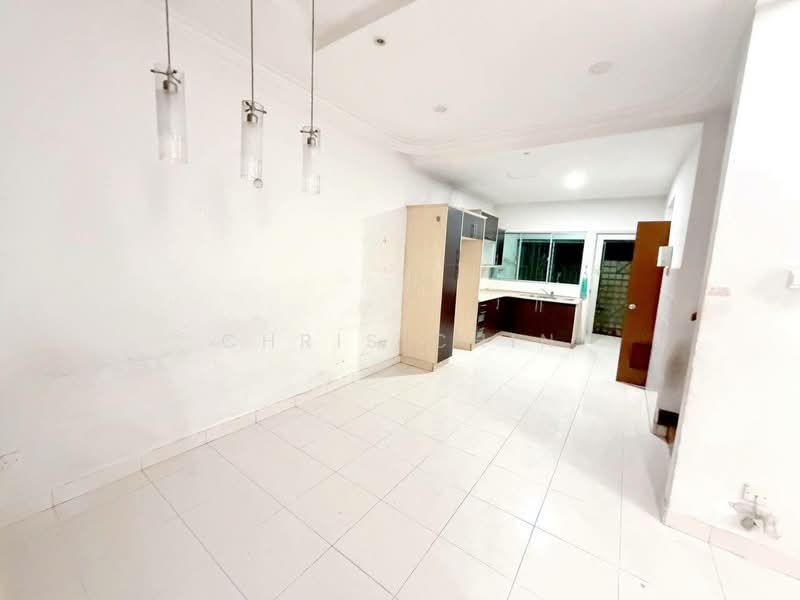 Rumah Teres 1.5 Tingkat untuk Dijual di Taman Gaya (Ulu Tiram) - Chris Chin - PropertyGuru.com.my