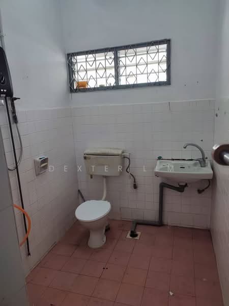 Rumah Teres 2 Tingkat untuk Dijual di Johor Bahru (Johor) - Dexter Lim - Bathroom - PropertyGuru.com.my