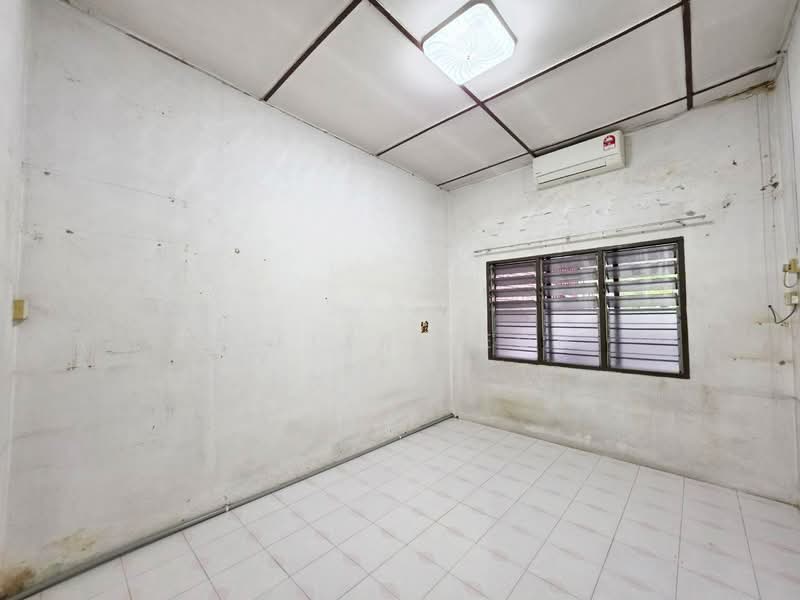 1-storey Terraced House for Sale in Gopeng (Perak) - Stella Teoh - PropertyGuru.com.my