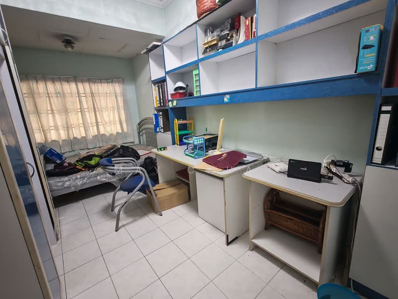 2-storey Terraced House for Sale in Taman Seri Orkid (Skudai) - May Chuah - Bedroom - PropertyGuru.com.my