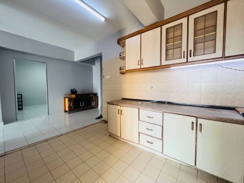 Condominium for Rent at Sri Mahligai - Nurul Izza - Kitchen - PropertyGuru.com.my
