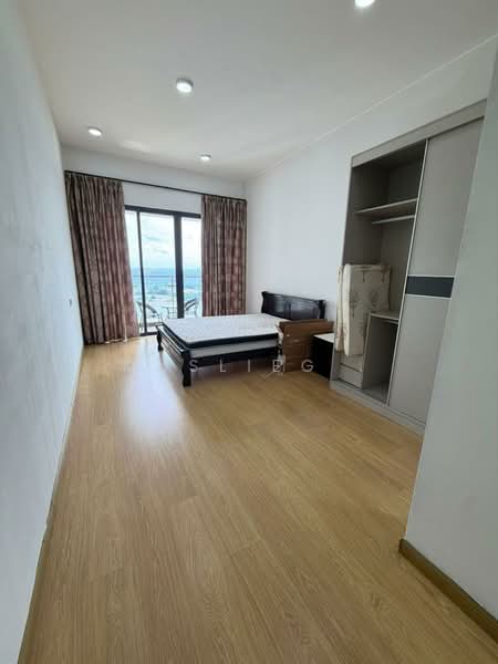 Condominium for Rent at Royal Strand @ Country Garden Danga Bay - Muslieg . - Bedroom - PropertyGuru.com.my