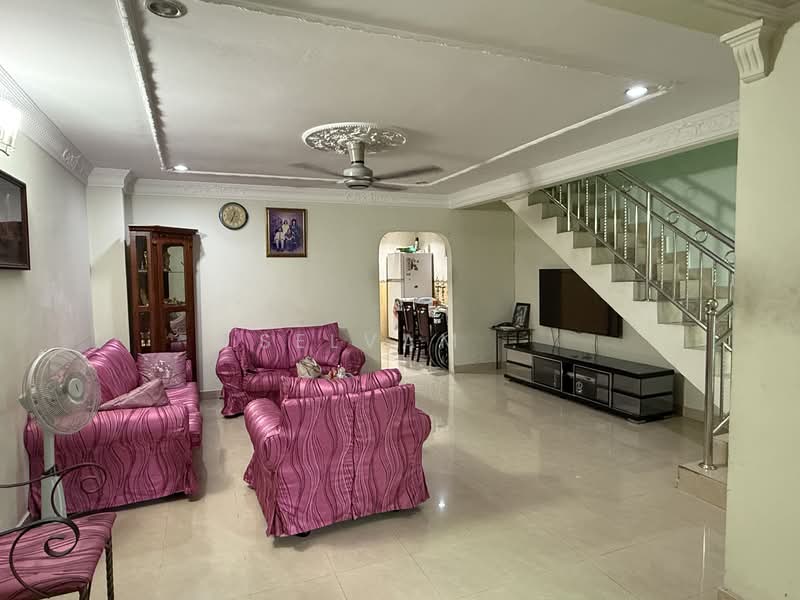 Rumah Teres 2 Tingkat untuk Dijual di Pandan Indah (Ampang) - Selvam . - Living Room - PropertyGuru.com.my