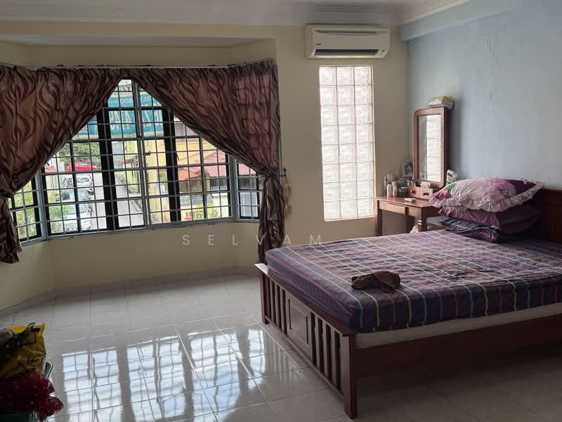 Rumah Teres 2 Tingkat untuk Dijual di Pandan Indah (Ampang) - Selvam . - Bedroom - PropertyGuru.com.my