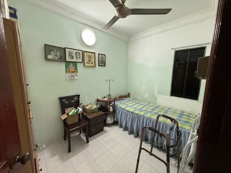 Rumah Teres 2 Tingkat untuk Dijual di Pandan Indah (Ampang) - Selvam . - Bedroom - PropertyGuru.com.my