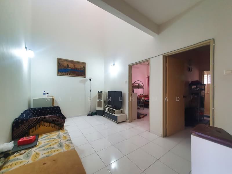 Rumah Teres untuk Dijual di Shah Alam (Selangor) - WATIE MUHAMAD - Living Room - PropertyGuru.com.my