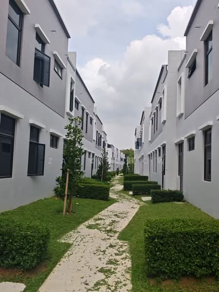 2-storey Terraced House for Sale in Taman Eco Cascadia (Tebrau) - Zack Chow - Exterior - PropertyGuru.com.my