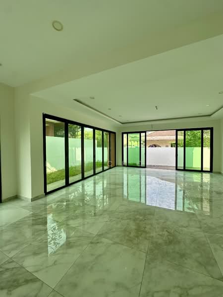 Semi-Detached House for Sale in Tiger Lane (Ipoh) - Levi Chong - Living Room - PropertyGuru.com.my