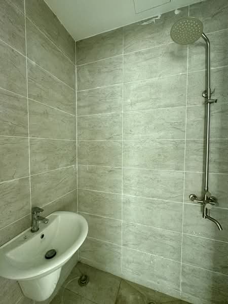 Semi-Detached House for Sale in Tiger Lane (Ipoh) - Levi Chong - Bathroom - PropertyGuru.com.my