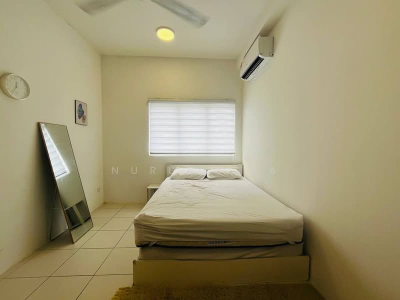 Service Residence for Rent at Kita Impian @ Cybersouth - Nurul Izza - Bedroom - PropertyGuru.com.my
