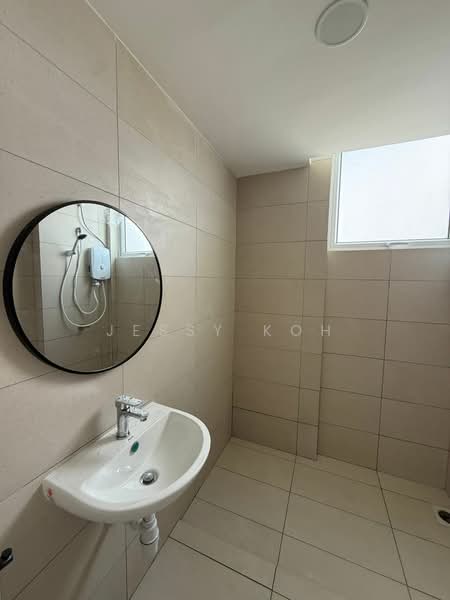 Service Residence for Rent at Vista Tiara (MBW Bay) - Jessy Koh - Bathroom - PropertyGuru.com.my