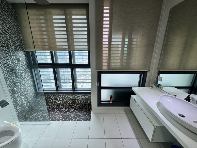 Servis Apartment untuk Disewa di Vogue Suites One - Adman Tan - Bathroom - PropertyGuru.com.my
