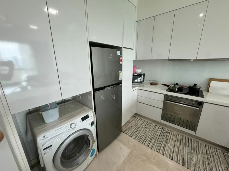 Servis Apartment untuk Disewa di Vogue Suites One - Adman Tan - Kitchen - PropertyGuru.com.my