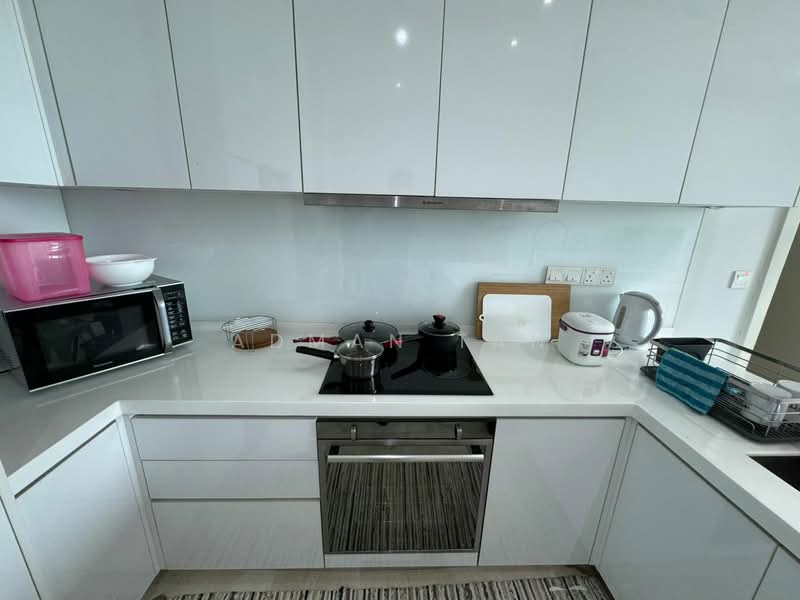 Servis Apartment untuk Disewa di Vogue Suites One - Adman Tan - Kitchen - PropertyGuru.com.my