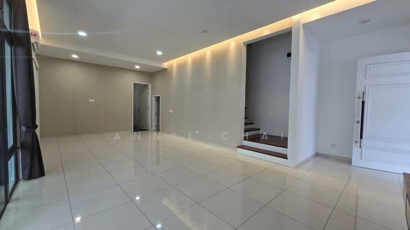 Cluster House for Sale in Eco Botanic (Iskandar Puteri (Nusajaya)) - Annie Chai - Living Room - PropertyGuru.com.my