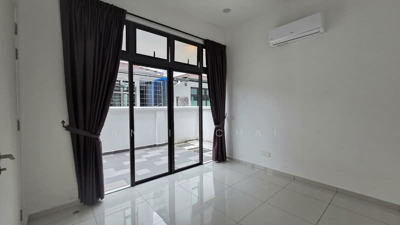 Cluster House for Sale in Eco Botanic (Iskandar Puteri (Nusajaya)) - Annie Chai - Balcony - PropertyGuru.com.my