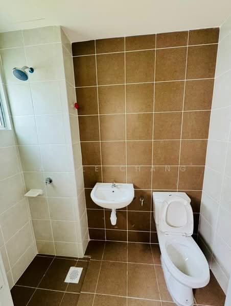 2-storey Terraced House for Rent in Banting (Selangor) - Apple Chang - Bathroom - PropertyGuru.com.my