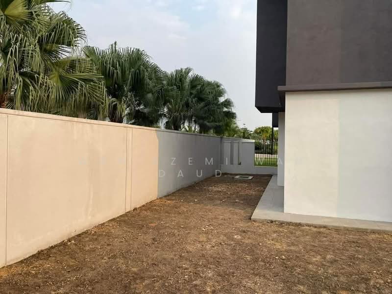 Rumah Berkembar untuk Dijual di Semenyih (Selangor) - Wan Azemi Wan Daud - Exterior - PropertyGuru.com.my