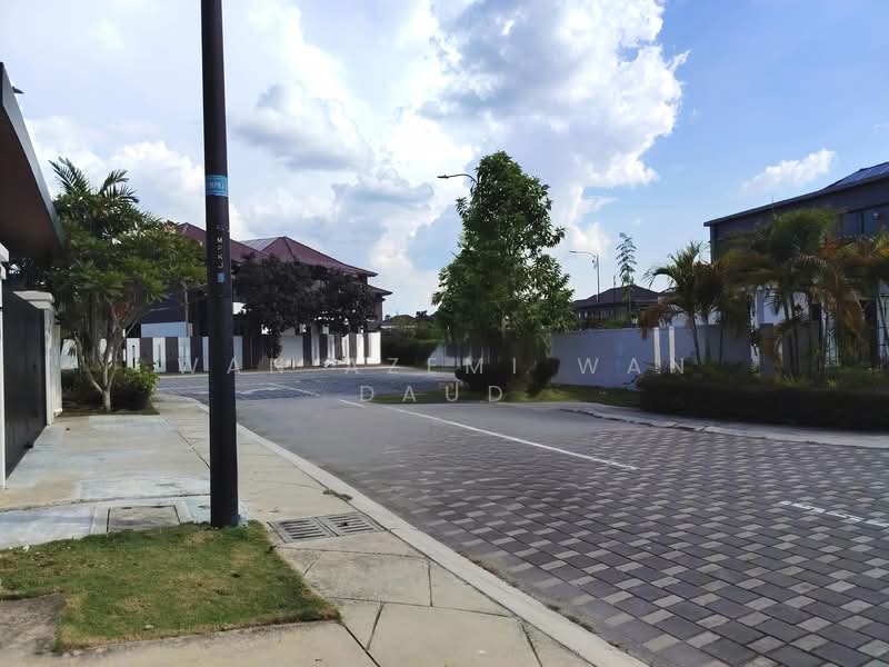 Rumah Berkembar untuk Dijual di Semenyih (Selangor) - Wan Azemi Wan Daud - Exterior - PropertyGuru.com.my