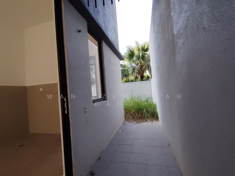 Rumah Berkembar untuk Dijual di Semenyih (Selangor) - Wan Azemi Wan Daud - Exterior - PropertyGuru.com.my