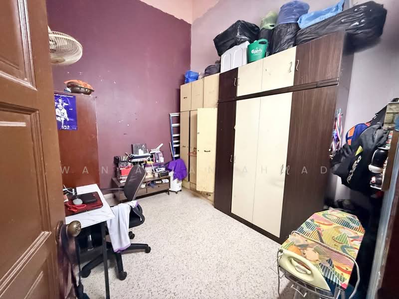Rumah Teres untuk Dijual di Kajang (Selangor) - Wan Azlan Ahmad - Bedroom - PropertyGuru.com.my