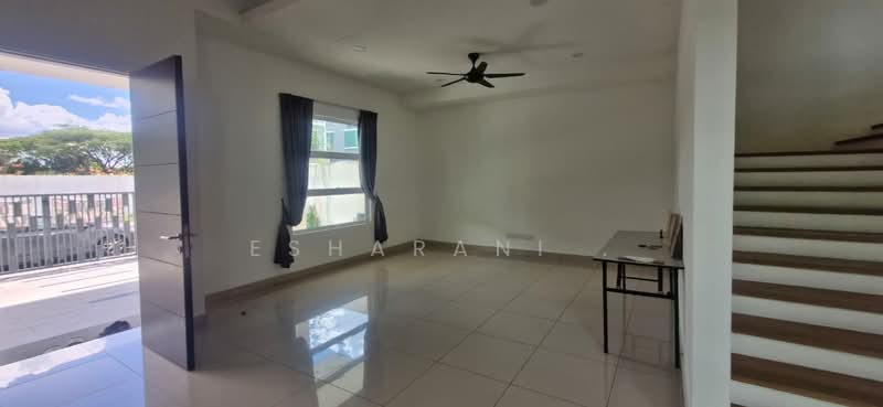 Rumah Teres untuk Dijual di Cheras (Selangor) - Esharani . - Living Room - PropertyGuru.com.my