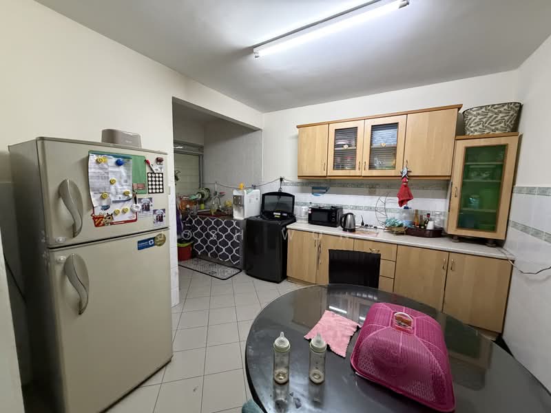 Rumah Teres untuk Dijual di Bandar Kinrara Seksyen 5 (Bandar Kinrara) - Josh Wong - Dry Kitchen - PropertyGuru.com.my