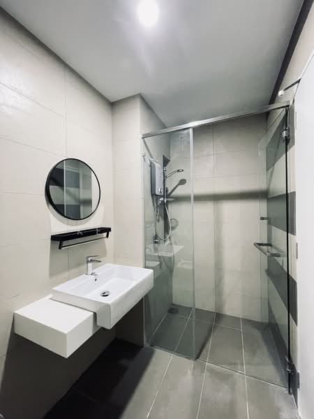 Condominium for Rent at Kuchai Sentral - Kenji Lau - Bathroom - PropertyGuru.com.my