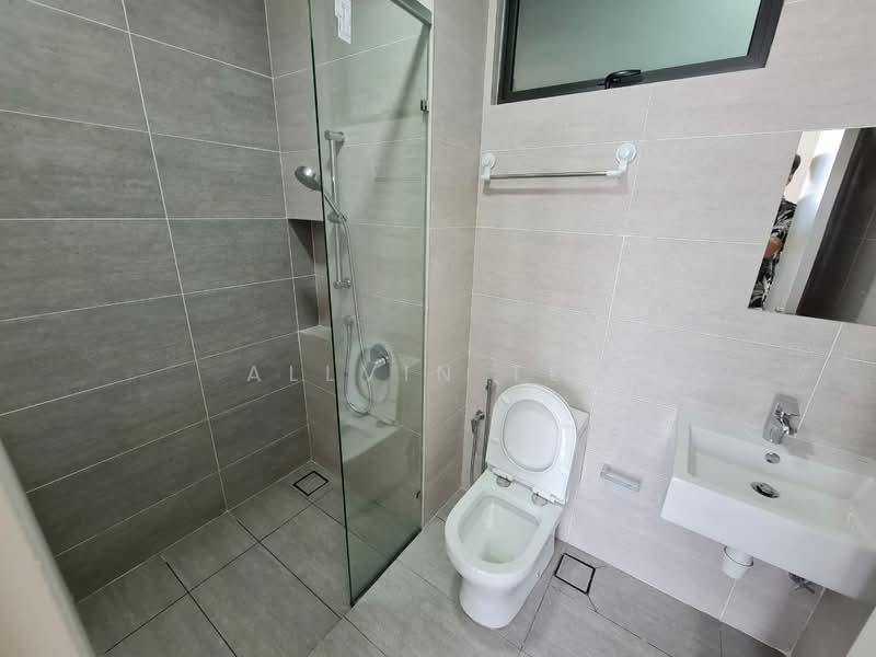 Service Residence for Sale at Citizen 2 - Allvin Teh - Bathroom - PropertyGuru.com.my