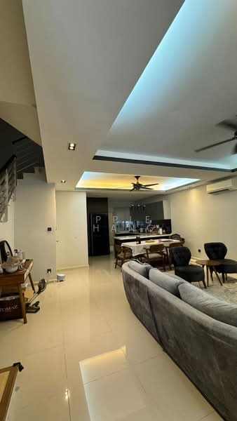 Rumah Berkembar untuk Disewa di Sunway Alam Suria (Shah Alam) - Apple Chang - Living Room - PropertyGuru.com.my