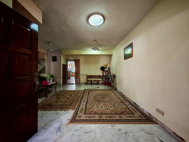 Rumah Teres 2 Tingkat untuk Dijual di Keramat (Kuala Lumpur) - Mohd Faizal - Living Room - PropertyGuru.com.my