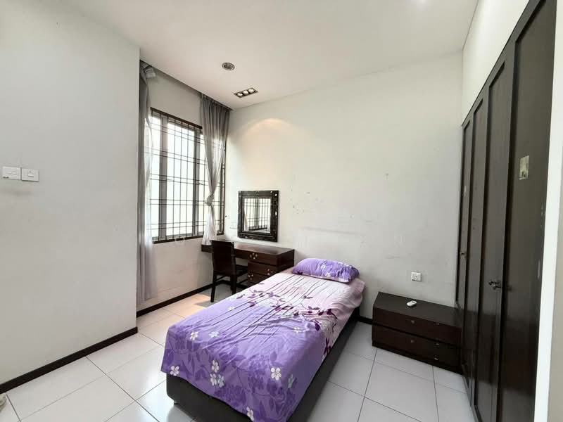 2.5-storey Terraced House for Sale in Taman Impian Emas (Skudai) - Wong Yi Xin - Bedroom - PropertyGuru.com.my