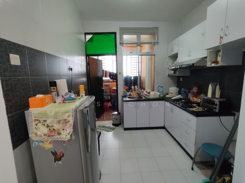 Apartment for Sale at M'tiara - Elissa Chong - Kitchen - PropertyGuru.com.my