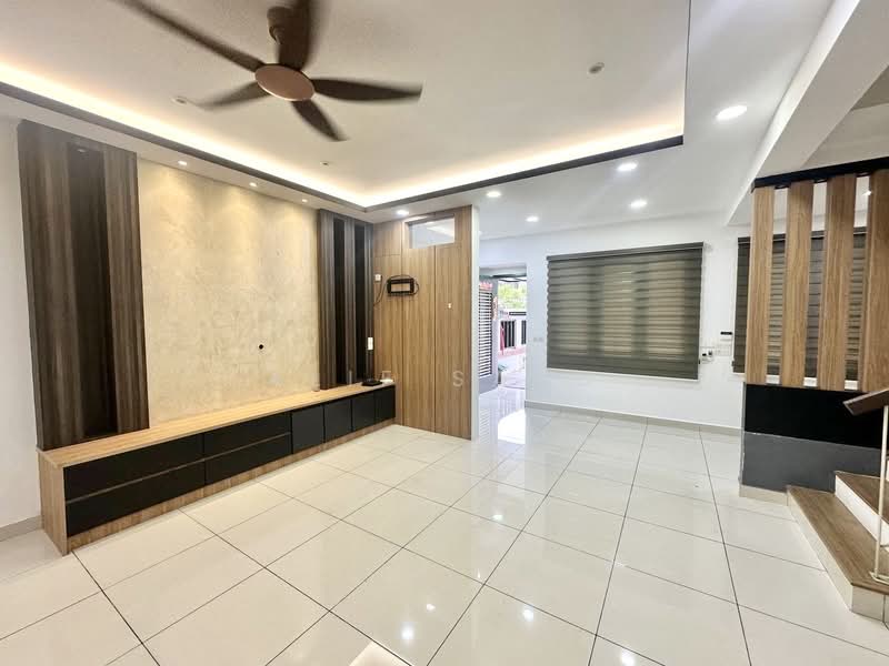 2-storey Terraced House for Sale in Shah Alam (Selangor) - Alif Saad - Living Room - PropertyGuru.com.my