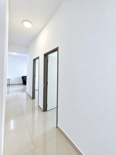 Condominium for Rent at Solaria Residences - Amy Toh - Walkway - PropertyGuru.com.my