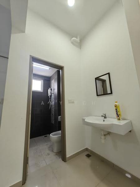 Condominium for Rent at Solaria Residences - Amy Toh - Bathroom - PropertyGuru.com.my