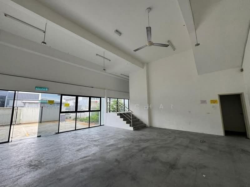 Semi-D Factory for Rent in Taman Perindustrian Cemerlang (Ulu Tiram) - Annie Chai - Interior - PropertyGuru.com.my