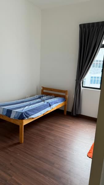 Rumah Berkembar untuk Dijual di Taman Pelangi Indah (Ulu Tiram) - Wong Yi Xin - Bedroom - PropertyGuru.com.my