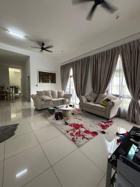 Cluster House for Sale in Taman Desa Tebrau (Tebrau) - Bernice Gan - Living Room - PropertyGuru.com.my
