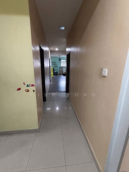Cluster House for Sale in Bandar Selesa Jaya (Skudai) - Fish Yong - Corridor - PropertyGuru.com.my