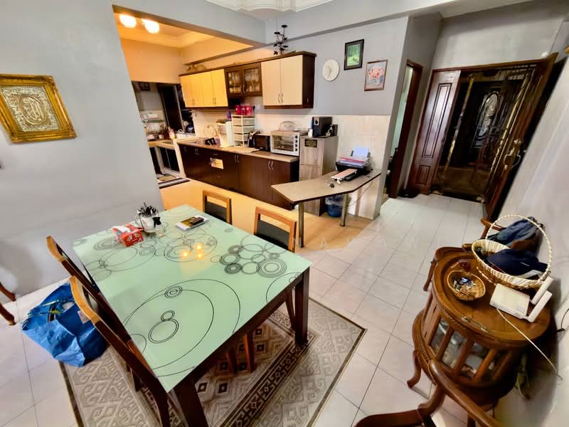 Apartment for Sale at Pangsapuri Perdana Villa - Fauran Nawawi - PropertyGuru.com.my