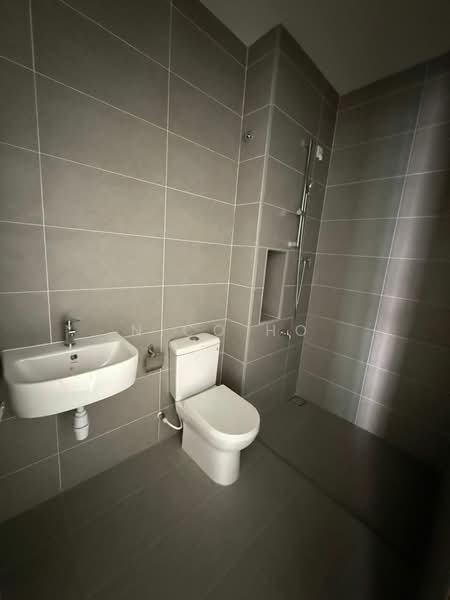 Rumah Teres 2 Tingkat untuk Dijual di Bandar Seri Alam (Masai) - Nico Ho - Bathroom - PropertyGuru.com.my