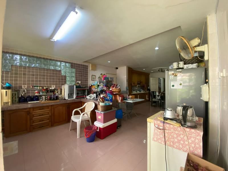 Bungalow for Sale in Ulu Kelang (Selangor) - Hazwan Hilmi - Kitchen - PropertyGuru.com.my